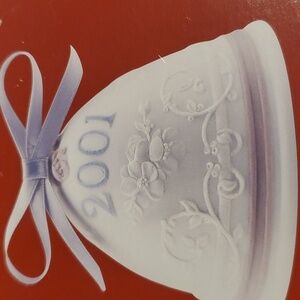 2001 Lladro Christmas Ornament white bell not removed from box